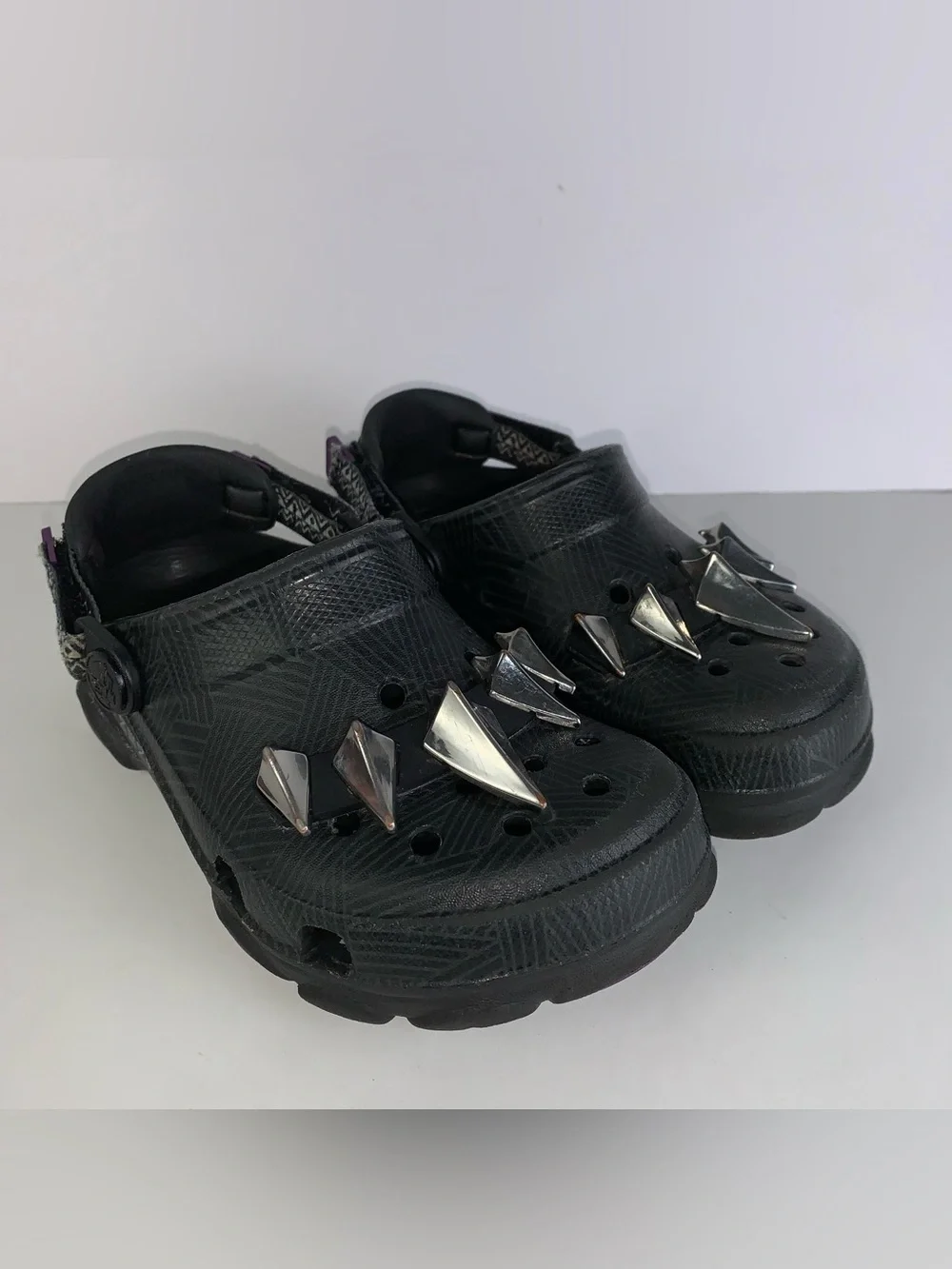 Crocs Marvel Black Panther Wakanda Shoes Size 11 boys
